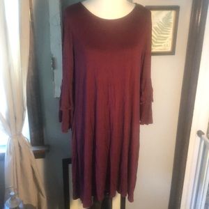 ZENANA PREMIUM Burgundy three-quarter tiered sleeve dress.